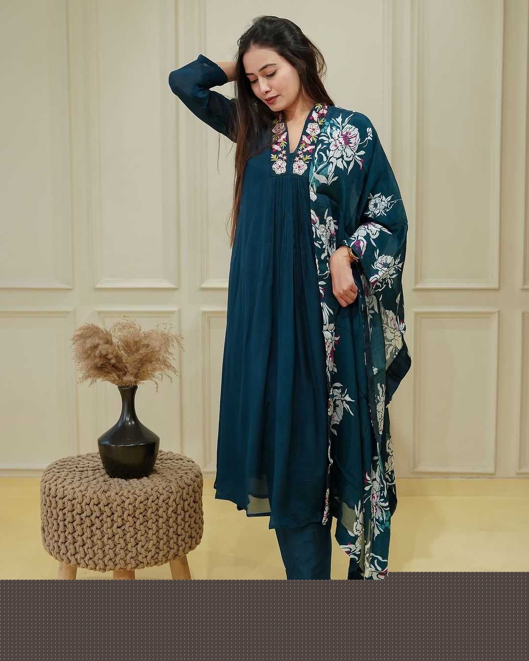 Chinon Ladies Palazzo Suit - MYLUXURY LANE ENTERPRISE